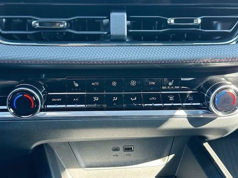 New 2026 Chevrolet Equinox RS image 28