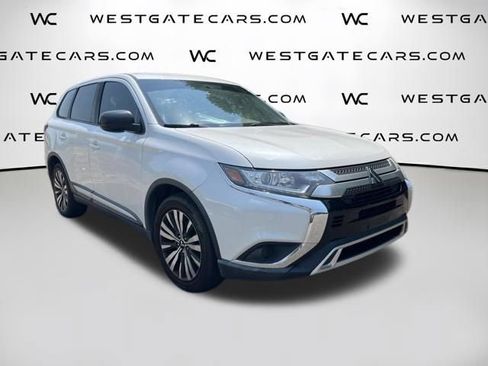 Used 2019 Mitsubishi Outlander ES FWD image 4