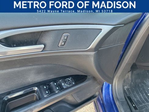 Used 2013 Ford Fusion SE image 11