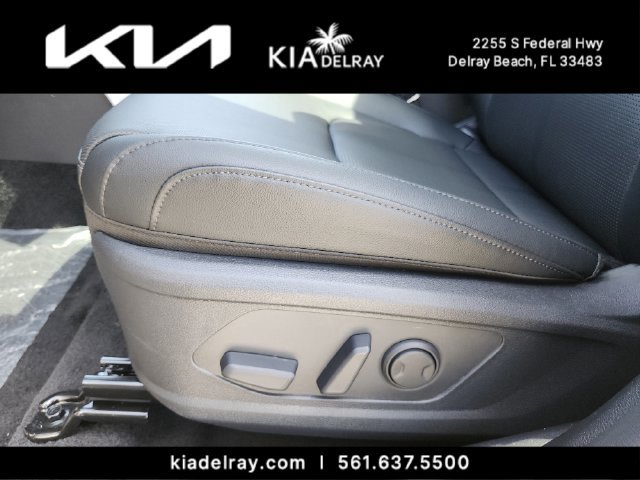New 2026 Kia Sportage SX FWD image 19