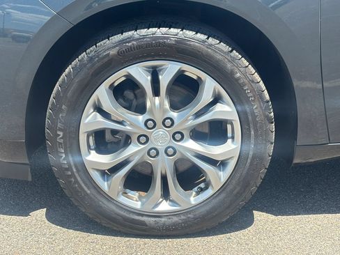 Used 2018 Buick Enclave Avenir w/ Avenir Technology Package AWD/4WD image 6