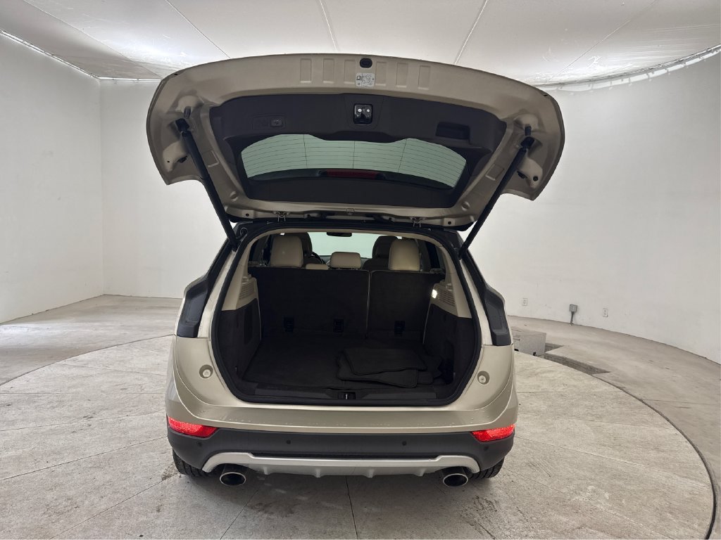Used 2017 Lincoln MKC Reserve FWD image 27