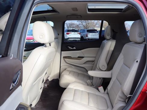 Used 2019 GMC Acadia Denali w/ Technology Package image 14