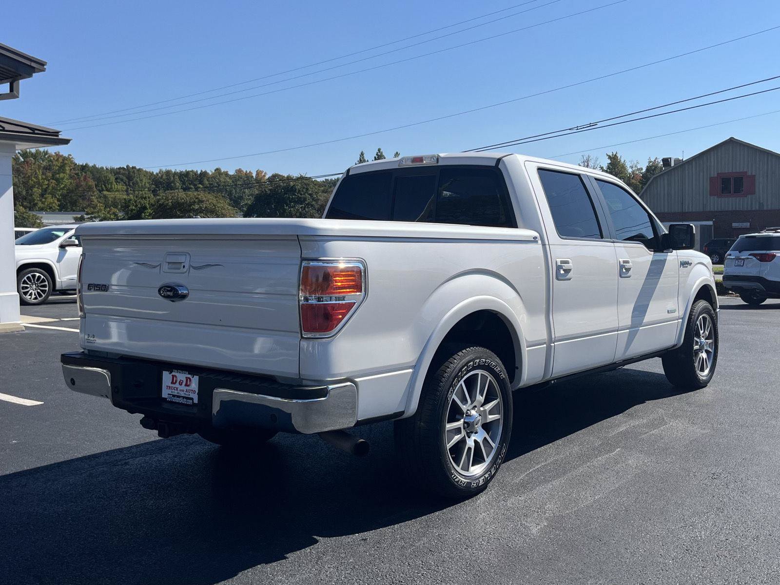 Used 2014 Ford F150 Lariat w/ Equipment Group 501A Mid RWD image 2