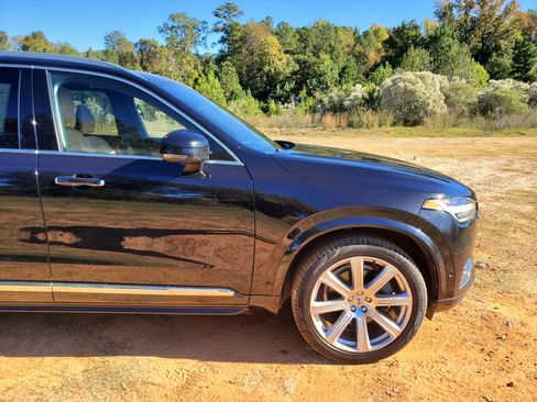 Used 2016 Volvo XC90 T6 image 9