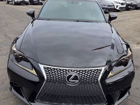 Used 2016 Lexus IS 200t w/ F Sport Package RWD image 5