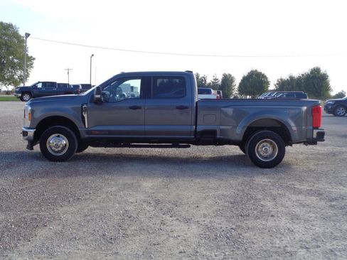 Used 2023 Ford F350 XLT image 9