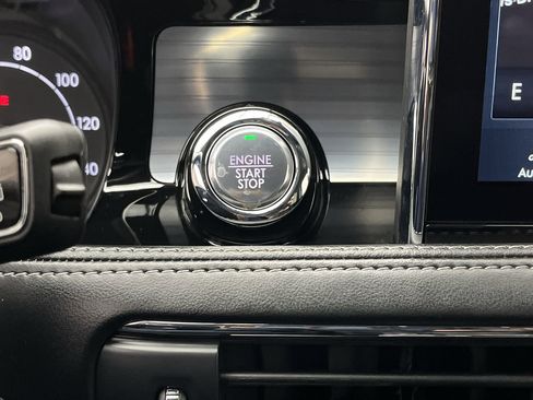 Used 2022 Lincoln Corsair AWD w/ Equipment Group 101A image 21