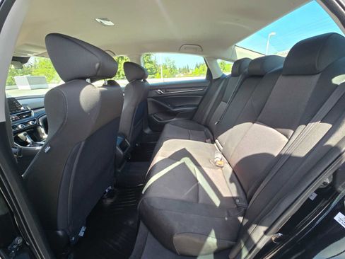 Used 2018 Honda Accord LX image 16
