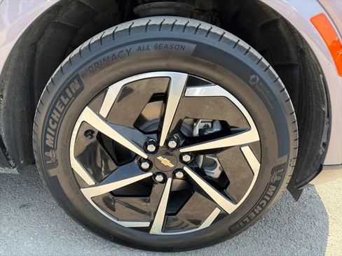 Used 2025 Chevrolet Equinox EV LT AWD/4WD image 20