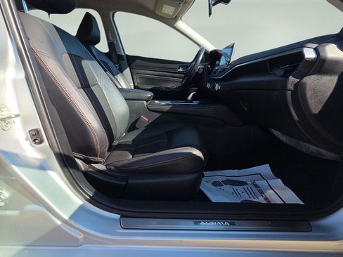 Used 2020 Nissan Altima 2.5 SR image 13