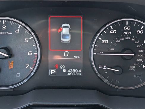 Used 2025 Subaru Legacy Premium AWD/4WD image 23