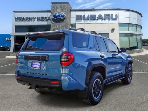 Used 2025 Toyota 4Runner TRD Off-Road Premium AWD/4WD image 6