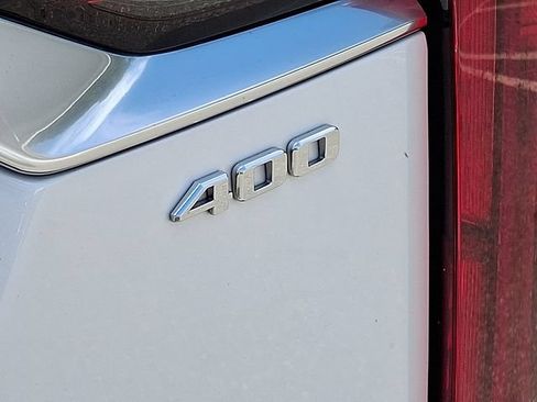 Certified 2024 Cadillac XT6 Premium Luxury w/ LPO, Floor Liner Package AWD/4WD image 30