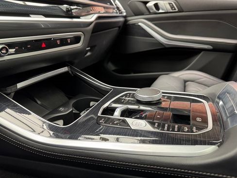 Certified 2024 BMW X5 xDrive40i w/ M Sport Package image 19