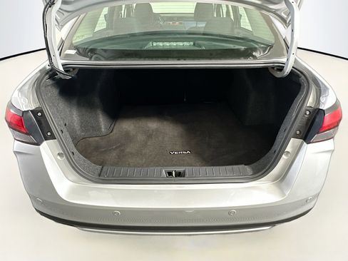 Used 2023 Nissan Versa SV image 26