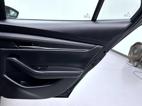 Used 2025 MAZDA MAZDA3 s FWD image 17