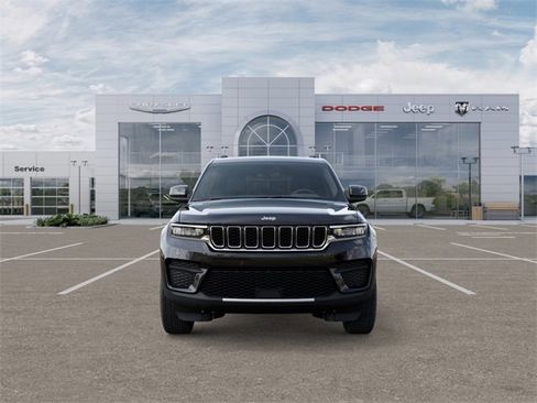 New 2025 Jeep Grand Cherokee Laredo X w/ Luxury Tech Group I image 6