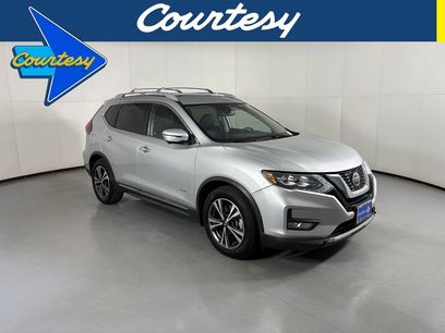 Used 2018 Nissan Rogue SL