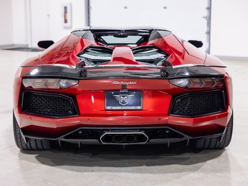 Used 2016 Lamborghini Aventador LP 700-4 AWD/4WD image 8