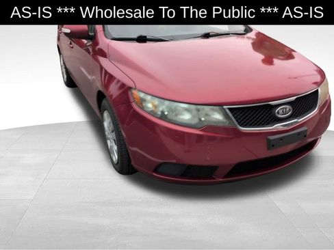 Used 2010 Kia Forte EX FWD image 1