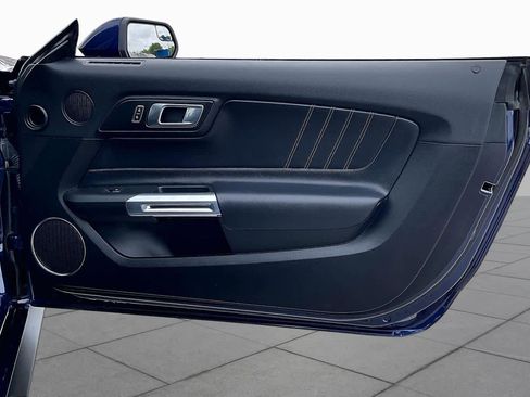 Used 2019 Ford Mustang GT Premium RWD image 19