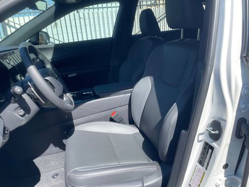 Used 2025 Lexus RX 350 FWD w/ Technology Package image 15