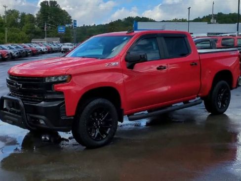 Used 2020 Chevrolet Silverado 1500 LT Trail Boss image 38