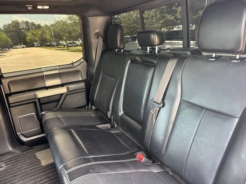 Used 2018 Ford F150 Lariat w/ Equipment Group 502A Luxury AWD/4WD image 11