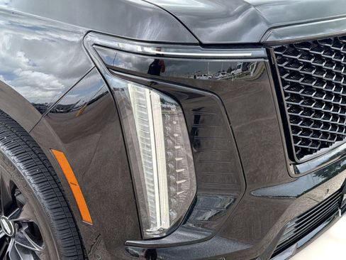 Certified 2026 Cadillac Escalade Sport w/ LPO, ONYX Package AWD/4WD image 12