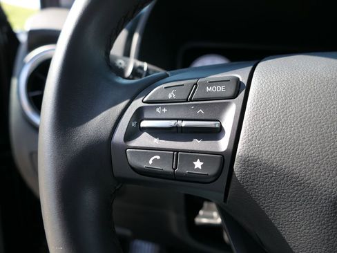 Certified 2023 Hyundai Kona Limited image 14