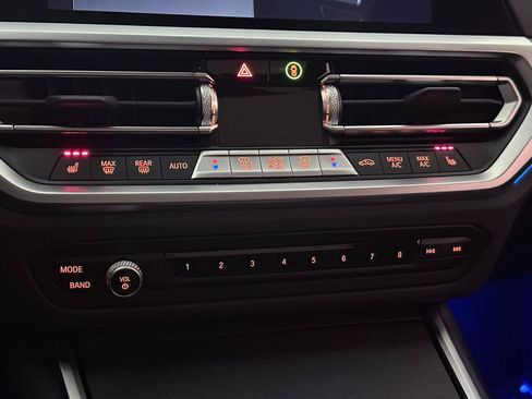 Used 2023 BMW 430i xDrive Coupe w/ Premium Package image 33