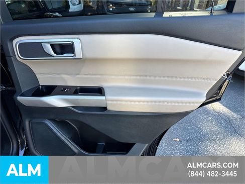 Used 2023 Ford Explorer XLT w/ Equipment Group 202A image 19