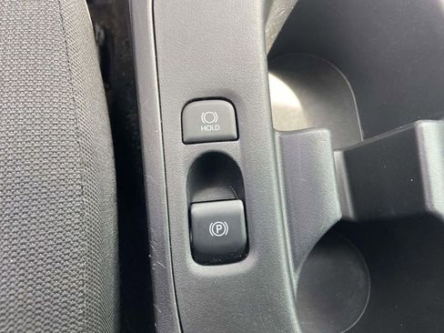 Used 2025 Toyota Corolla LE FWD image 30