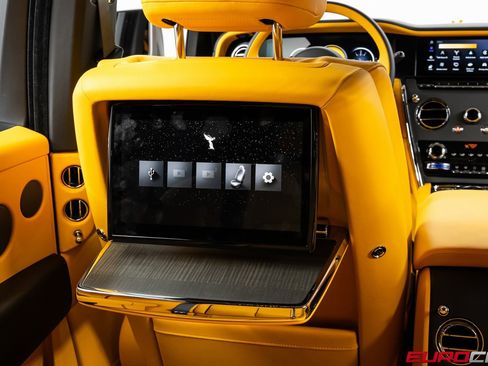 Used 2026 Rolls-Royce Cullinan image 40