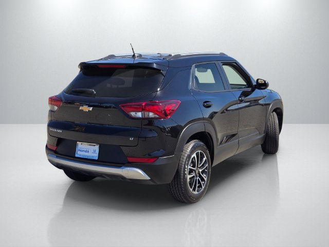Used 2026 Chevrolet TrailBlazer LT FWD image 4