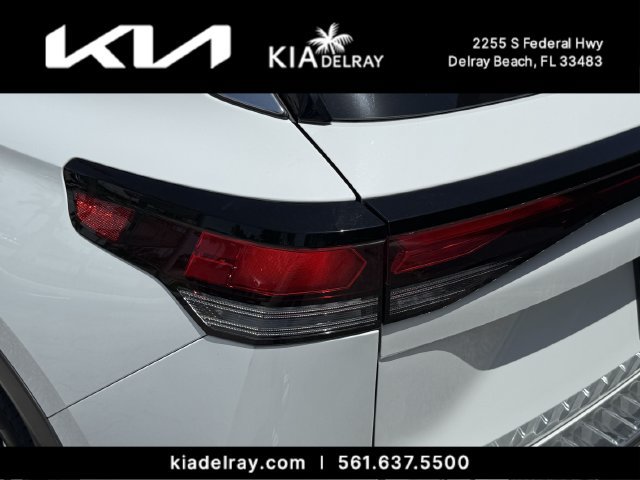 Used 2025 Volkswagen Tiguan SE FWD image 7