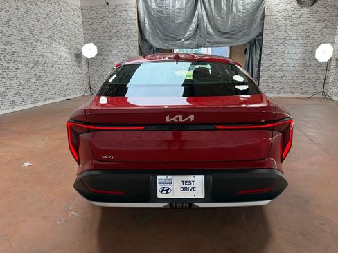 Used 2025 Kia K4 FWD image 6