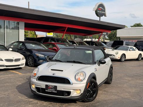 Used 2013 MINI Cooper S FWD image 2