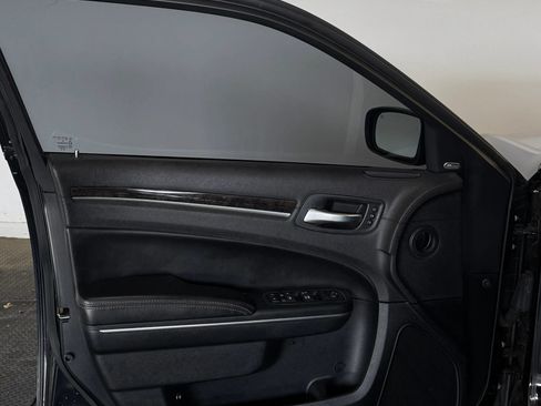 Used 2016 Chrysler 300 C AWD/4WD image 12