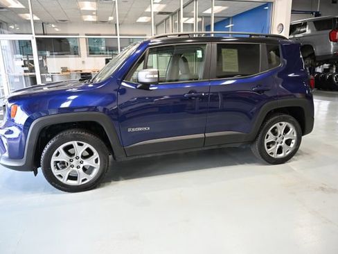 Used 2019 Jeep Renegade Limited w/ LED Lighting Group AWD/4WD image 7