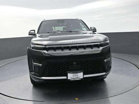 New 2026 Jeep Grand Wagoneer Limited AWD/4WD image 4
