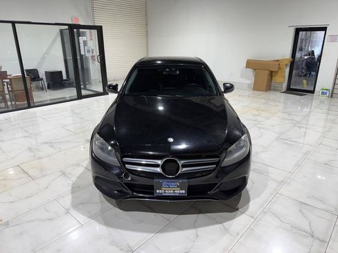 Used 2016 Mercedes-Benz C 300 Sedan image 2