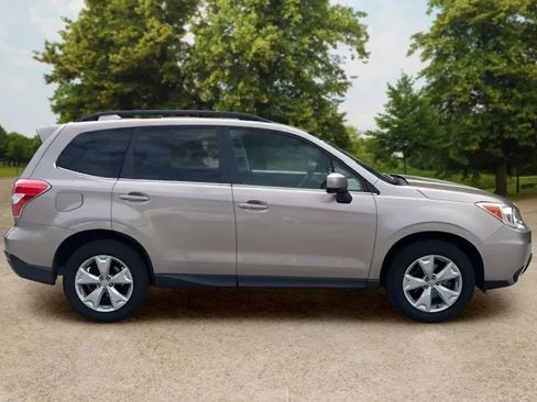 Used 2016 Subaru Forester 2.5i Limited w/ Popular Package #2 AWD/4WD image 9