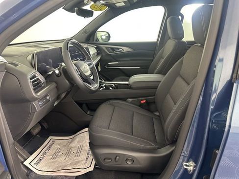 New 2026 Chevrolet Traverse LT w/ Enhanced Driving Package image 19