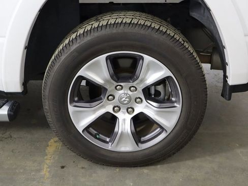 Used 2021 RAM 1500 Laramie image 43