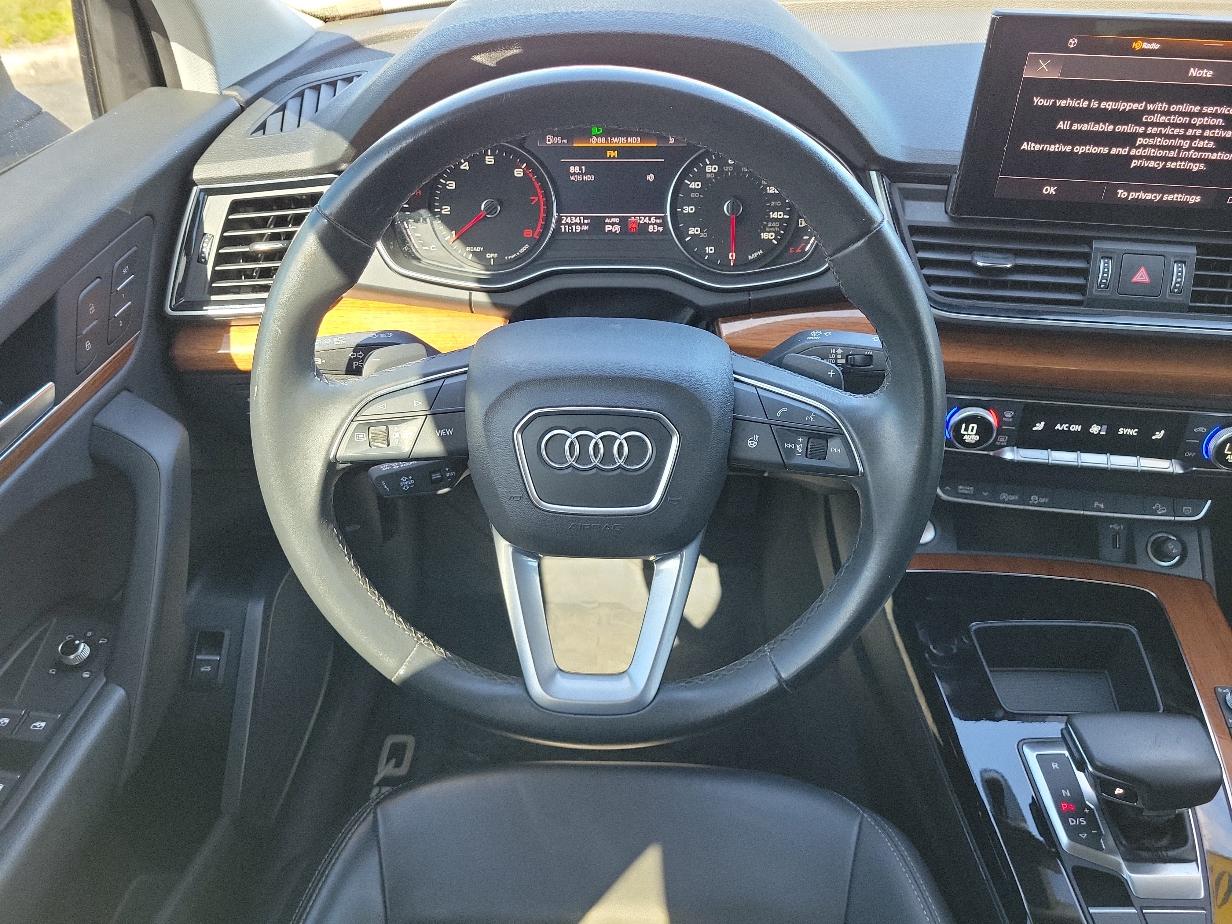 Used 2023 Audi Q5 2.0T Premium w/ Convenience Package AWD/4WD image 18