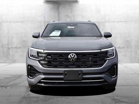 New 2026 Volkswagen Atlas Cross Sport SEL Premium R-Line image 4