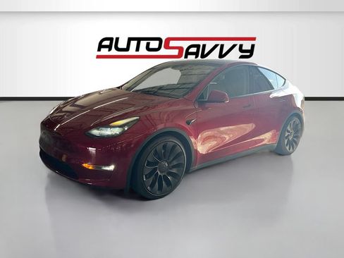 Used 2024 Tesla Model Y Performance AWD/4WD image 3