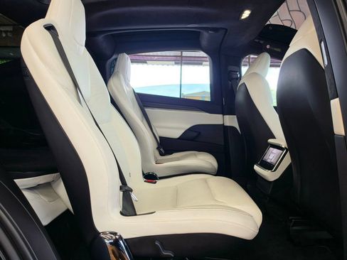 Used 2022 Tesla Model X Plaid AWD/4WD image 27